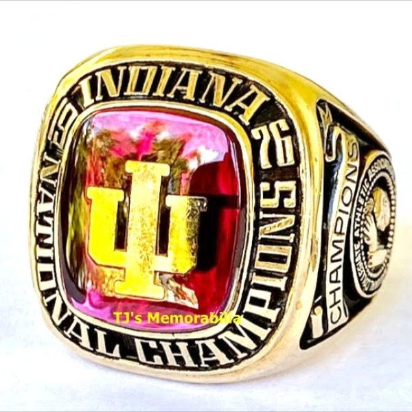 1976 INDIANA HOOSIERS BASKETBALL NATIONAL CHAMPIONSHIP RING