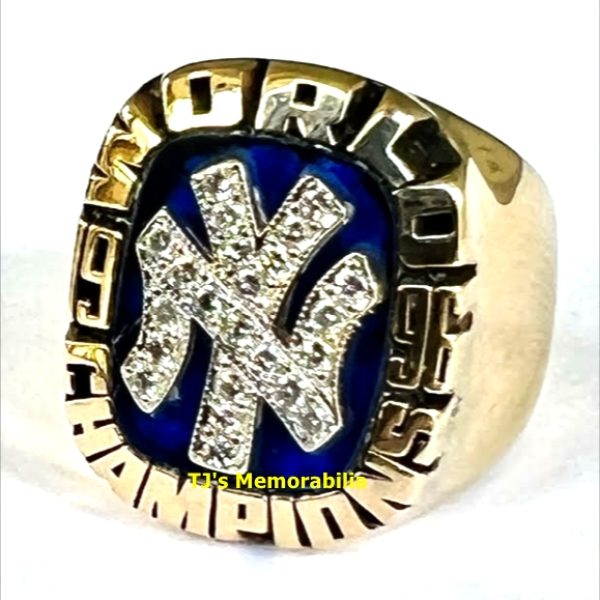 1996 NEW YORK YANKEES WORLD SERIES CHAMPIONSHIP PENDANT RING