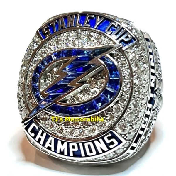 2021 TAMPA BAY LIGHTING BACK TO BACK STANLEY CUP CHAMPIONSHIP RING & PRESENTATION BOX